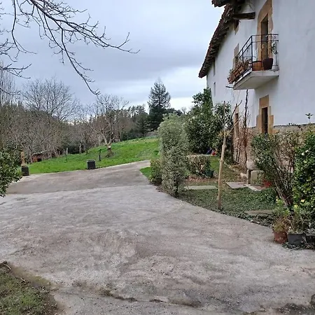 Otsategi * Múgica